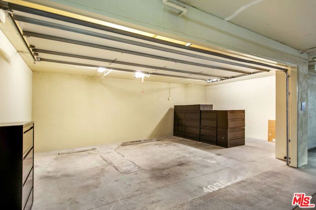 11847 Gorham Avenue 403, Los Angeles, CA 90049