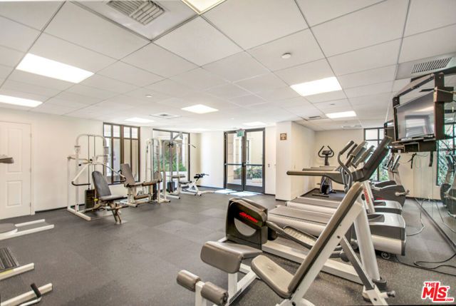 11847 Gorham Avenue 403, Los Angeles, CA 90049