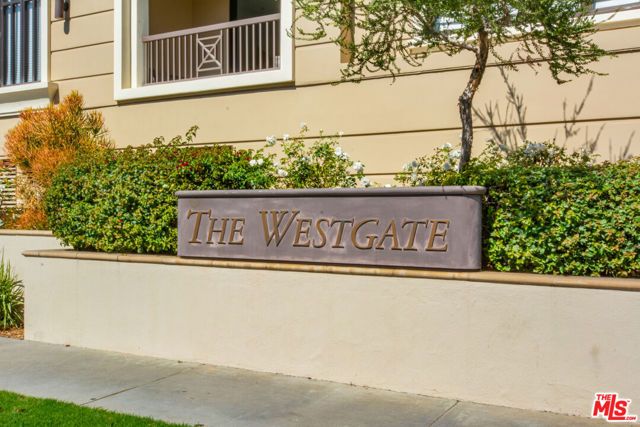 11847 Gorham Avenue 403, Los Angeles, CA 90049