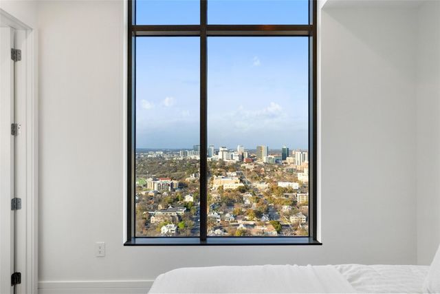 501 West Ave 3304, Austin, TX 78701