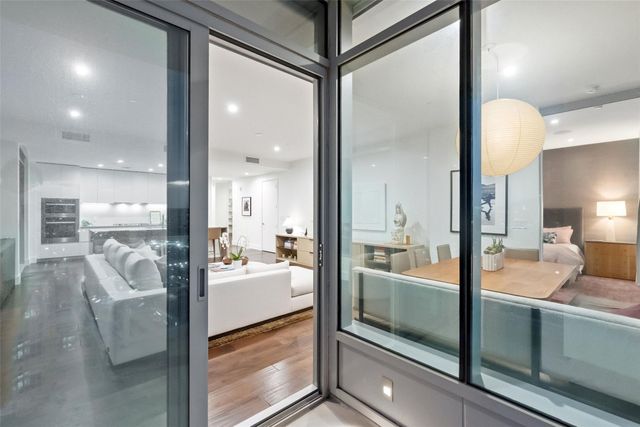 501 West Ave 3304, Austin, TX 78701