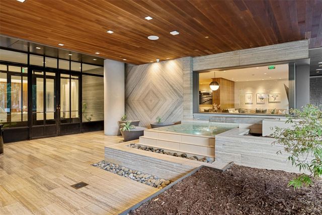 501 West Ave 3304, Austin, TX 78701