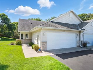 17196 Pheasant Meadow Lane SW, Prior Lake, MN 55372