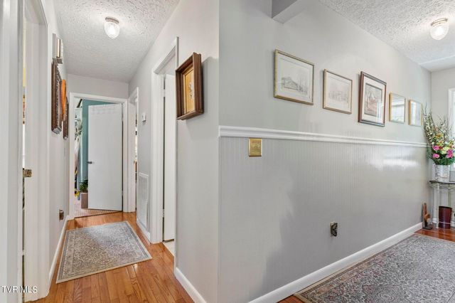 1511 East Mountain View Avenue, Big Stone Gap, VA 24219