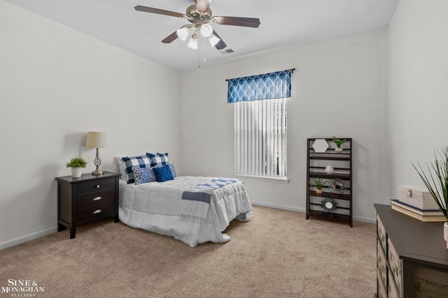 29981 Fox Run Circle, Warren, MI 48092