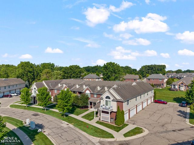 29981 Fox Run Circle, Warren, MI 48092
