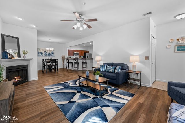 29981 Fox Run Circle, Warren, MI 48092