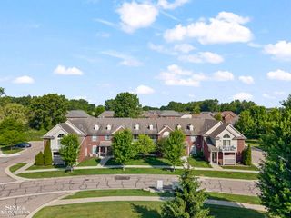 29981 Fox Run Circle, Warren, MI 48092