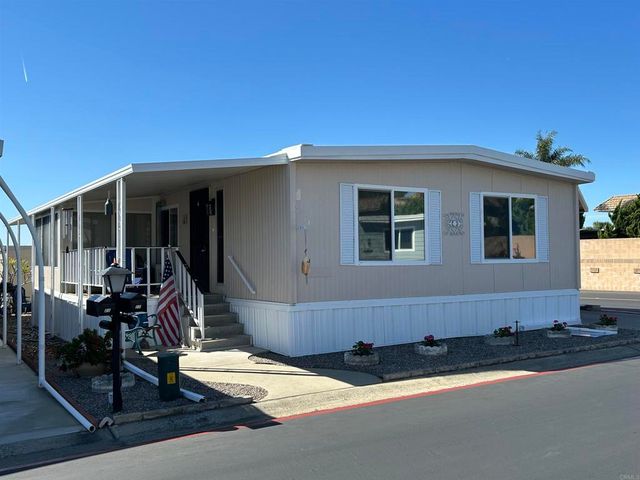 1506 Oak Drive 22, Vista, CA 92084