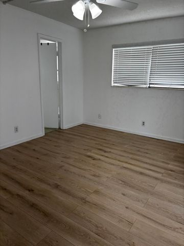 353 SHEFFIELD O, West Palm Beach, FL 33417
