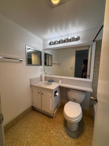 353 SHEFFIELD O, West Palm Beach, FL 33417