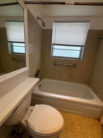 353 SHEFFIELD O, West Palm Beach, FL 33417