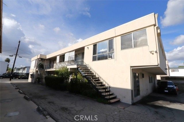 7454 Canby, Reseda (los Angeles), CA 91335