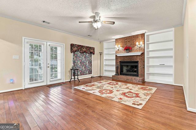 250 Brittany Chase, Fayetteville, GA 30214