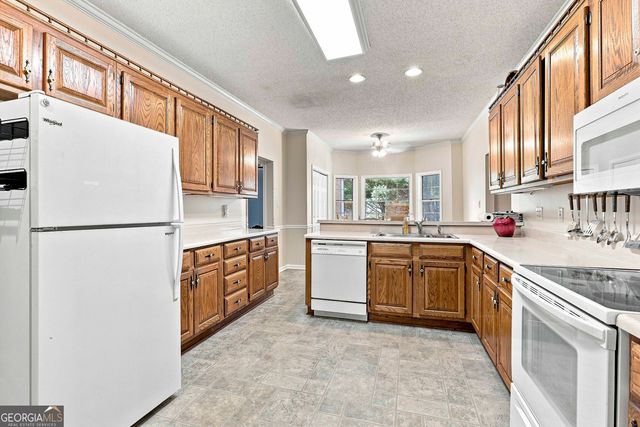 250 Brittany Chase, Fayetteville, GA 30214
