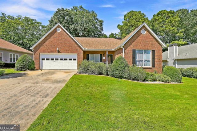 250 Brittany Chase, Fayetteville, GA 30214