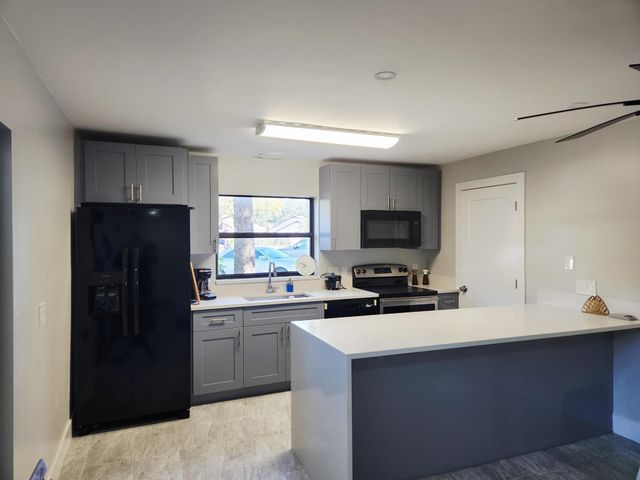 2050 Oleander Boulevard 8-109, Fort Pierce, FL 34950