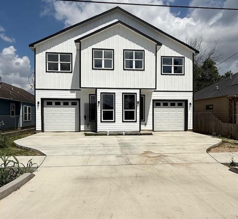 4607 Clover Street, Houston, TX 77051