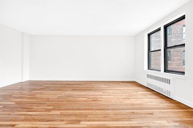 2244 Bronx Park E 5A, Bronx, NY 10467