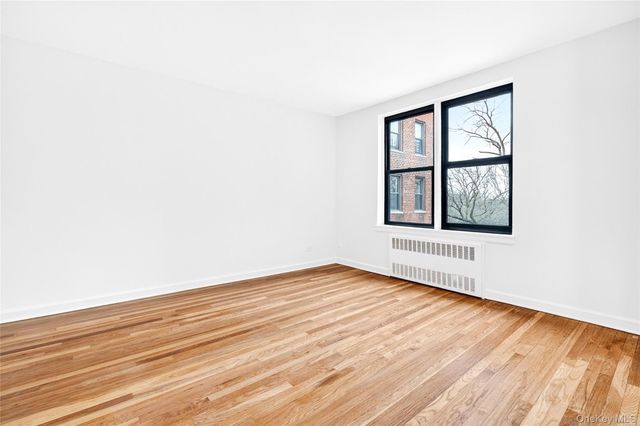 2244 Bronx Park E 5A, Bronx, NY 10467