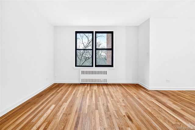 2244 Bronx Park E 5A, Bronx, NY 10467