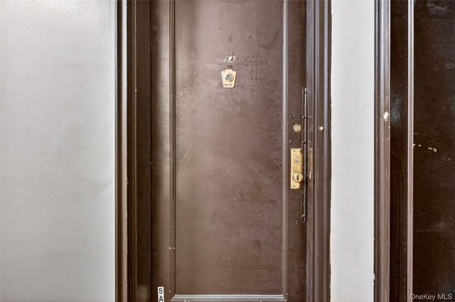 2244 Bronx Park E 5A, Bronx, NY 10467