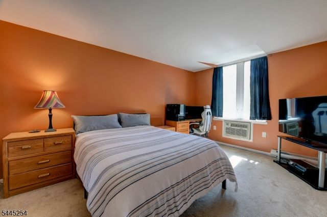 520 Turnpike C221 221, Pequannock Twp., NJ 07444