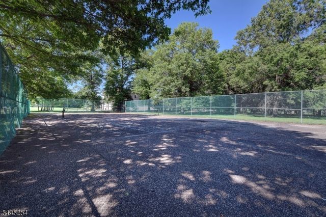 520 Turnpike C221 221, Pequannock Twp., NJ 07444