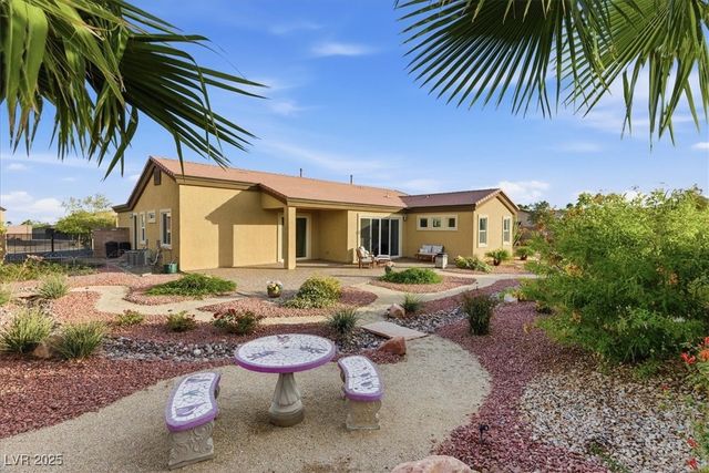 4317 Velvet Ridge Court, Las Vegas, NV 89129