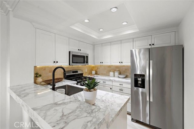 168 23rd D, Costa Mesa, CA 92627