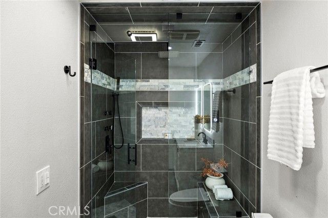 168 23rd D, Costa Mesa, CA 92627