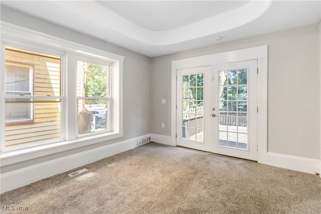 9919 Raymond Avenue, Cleveland, OH 44104