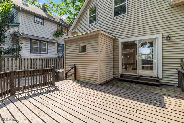 9919 Raymond Avenue, Cleveland, OH 44104