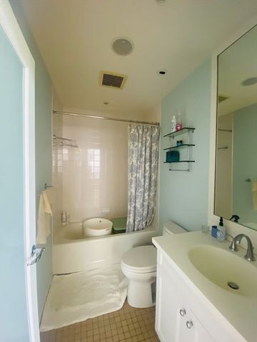 2 Rollins St D604, Boston, MA 02118