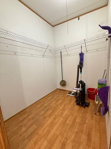 414 Gardner Center Rd, Shenango Twp, PA 16101