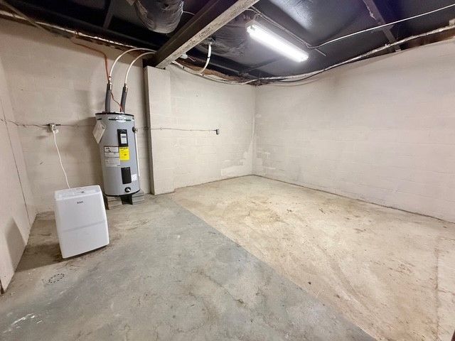 414 Gardner Center Rd, Shenango Twp, PA 16101