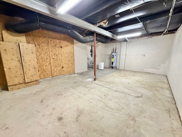 414 Gardner Center Rd, Shenango Twp, PA 16101