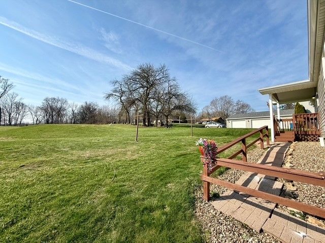 414 Gardner Center Rd, Shenango Twp, PA 16101