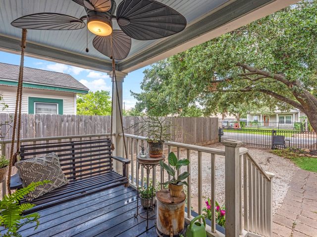 108 E 27th Street, Houston, TX 77008