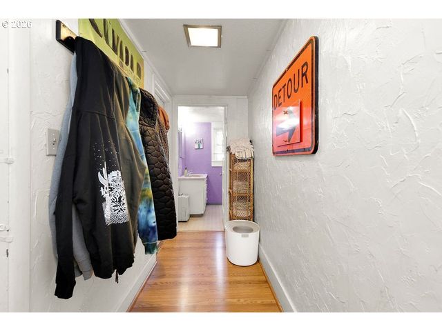 1071 W 11TH Ave, Eugene, OR 97402