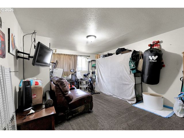 1071 W 11TH Ave, Eugene, OR 97402