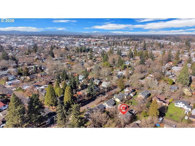 1071 W 11TH Ave, Eugene, OR 97402