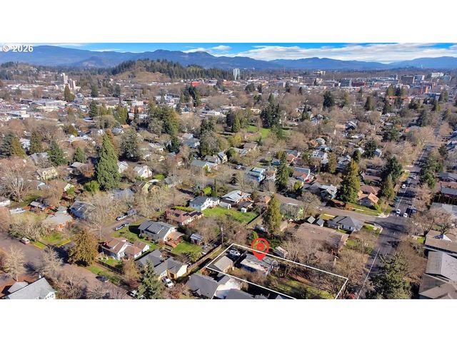 1071 W 11TH Ave, Eugene, OR 97402
