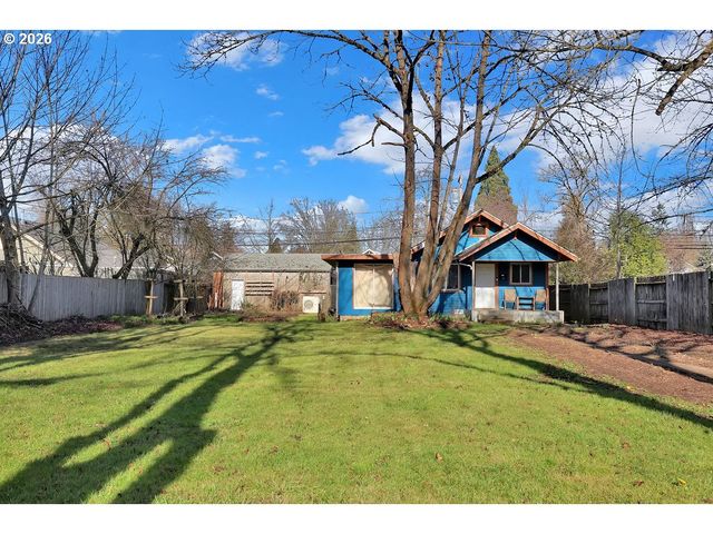 1071 W 11TH Ave, Eugene, OR 97402