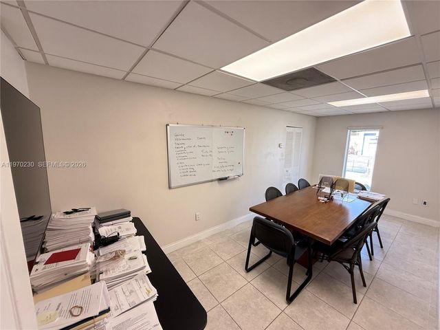 8000 NW 31st St 1, Doral, FL 33122