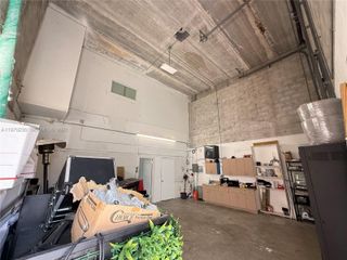 8000 NW 31st St 1, Doral, FL 33122