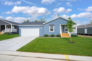 180 Riviera Drive, Lapeer Twp, MI 48446