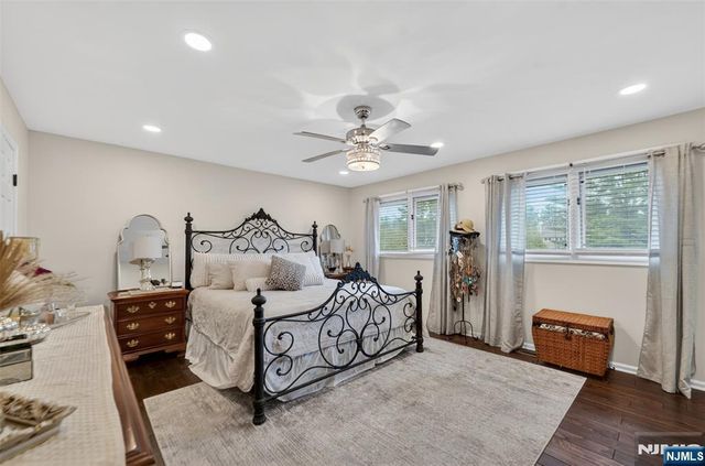 51 Sunset Court 51, Mahwah, NJ 07430
