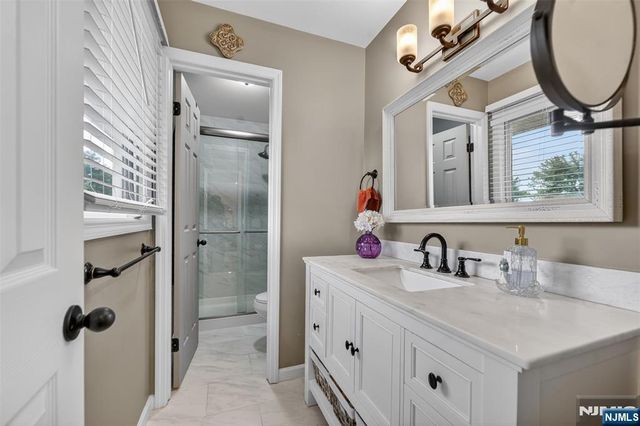 51 Sunset Court 51, Mahwah, NJ 07430