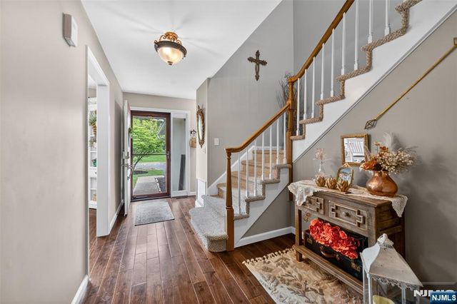 51 Sunset Court 51, Mahwah, NJ 07430